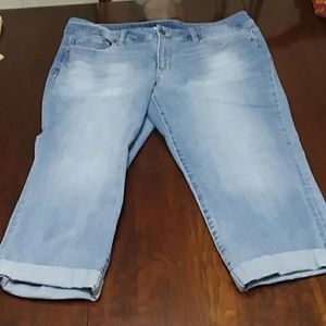 Light Blue Jean Capri